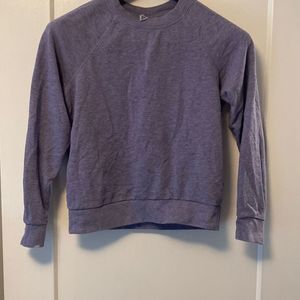 Womens Divided H&M Purple Crew Neck Basic Solid Sweatshirt Pullover Size Small